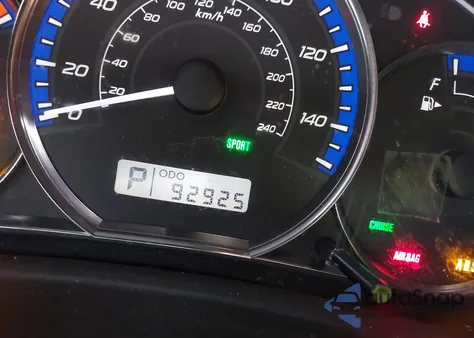 2010 Subaru Forester 2.5X Premium z USA, uszkodzony, nr VIN JF2SH6CC6AH775434